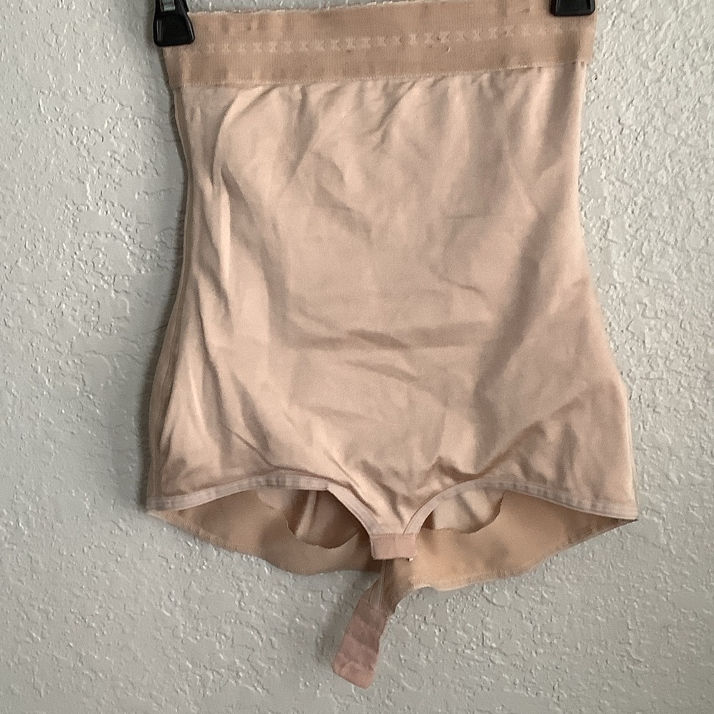 Vedette Shapewear High-Waist Control Brief - Beige